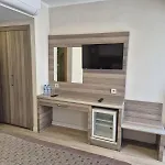 Отель Pera Arya 3*