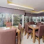 Szálloda Pera Arya 3*