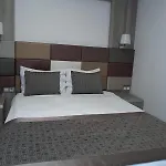 Hotell Pera Arya