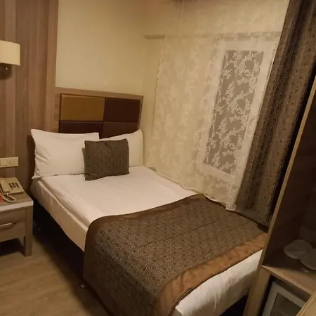 Pera Arya 3* Isztambul