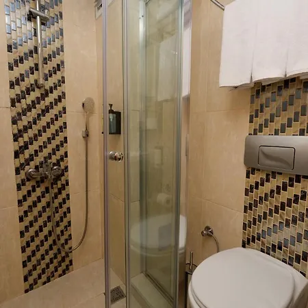 Pera Arya 3* Isztambul