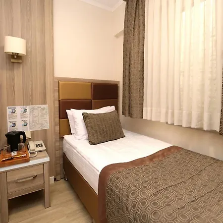 Pera Arya 3* Isztambul