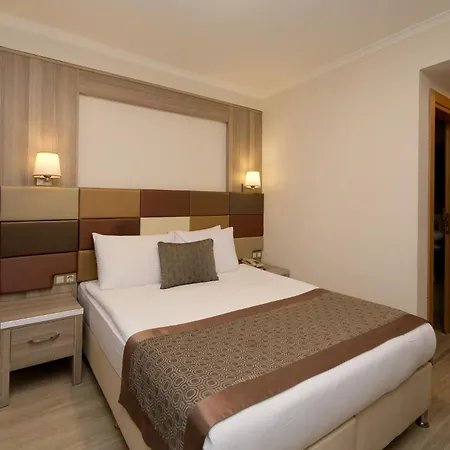 Pera Arya 3* Isztambul