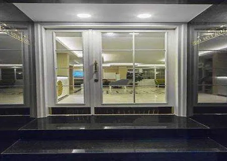 Pera Arya Hotel 3*